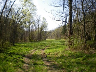 0 Hurricane Creek Rd unit RTC1290437, Linden, TN 37096 - photo 4