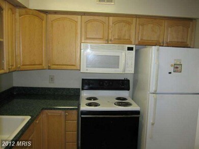 8600 Village Way unit A, Alexandria, VA 22309 - photo 5