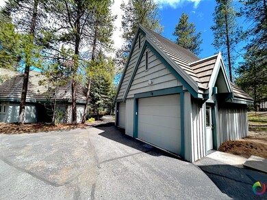 57037 Peppermill Cir unit 18-B, Sunriver, OR 97707 - photo 3
