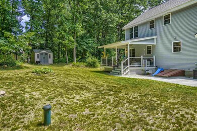 160 Hampstead Rd, Derry, NH 03038 - photo 7