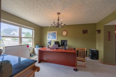 1993 Bellflower Ct - 12