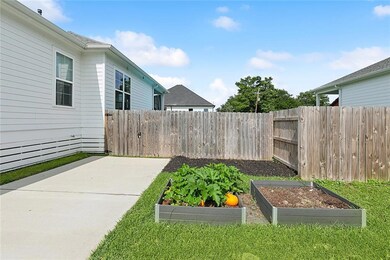 5133 Desire Dr, New Orleans, LA 70126 - photo 3