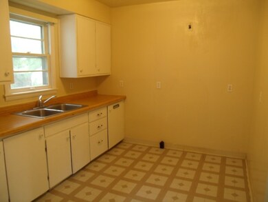 5130 S Driftwood Dr, Janesville, WI 53546 - photo 6