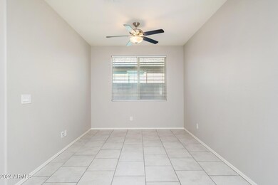 2764 W Apollo Rd - 05