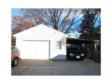 187 Rounds Ave, Providence, RI 02907 - photo 5