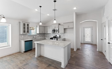 13404 Cinderford Ave, Horizon City, TX 79928 - photo 6