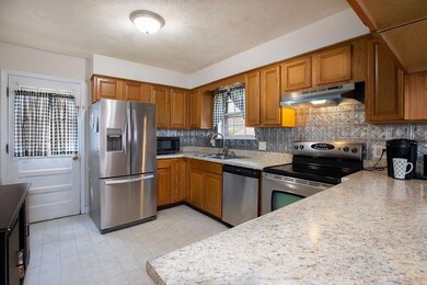 127 Augusta Cir, Harrisonburg, VA 22801 - photo 2