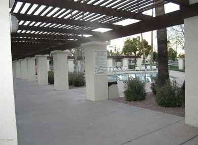 1864 E Vinedo Ln, Tempe, AZ 85284 - photo 5