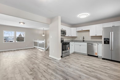 1707 E Chicago St, Valparaiso, IN 46383 - photo 6