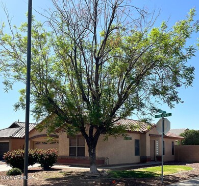 1827 E Carla Vista (2)