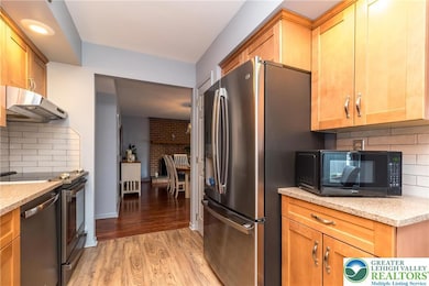 Refrigerator ( 2024 ) stays and to the right is a