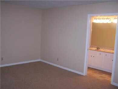 1532 Tipton Ln, Columbus, IN 47201 - photo 6