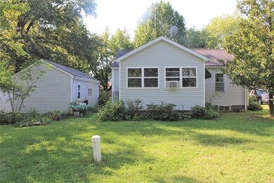 203 E Temple St, Freeburg, IL 62243 - photo 4