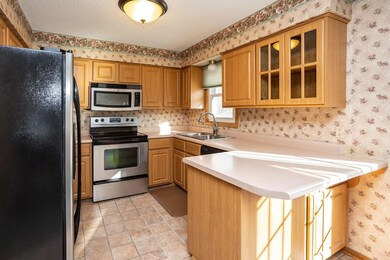 5201 SE 9th St, Des Moines, IA 50315 - photo 3