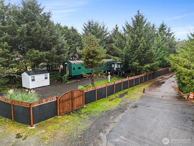 204 Ocean Blvd, Ocean Shores, WA 98569 - photo 4