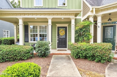 3-web-or-mls-225 Old Grove-22