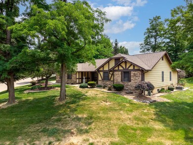 22 Blossom Lake Ln, Maryville, IL 62062 - photo 2