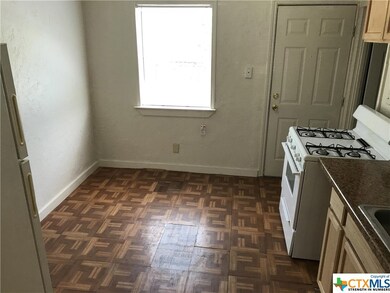 201 S Mitchell St unit 3, San Marcos, TX 78666 - photo 7