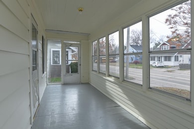 216 S Mason St, Appleton, WI 54914 - photo 2