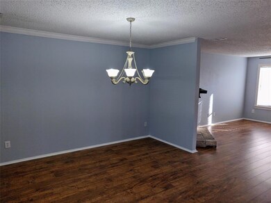 8104 Winding Stream Ln, Denton, TX 76210 - photo 2