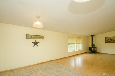 712 Spencer Rd, Toledo, WA 98591 - photo 3