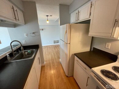 104 Ravens Crest Dr unit 2, Plainsboro, NJ 08536 - photo 6