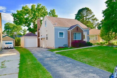 909 Fairfield Ct, Waukegan, IL 60085 - photo 4