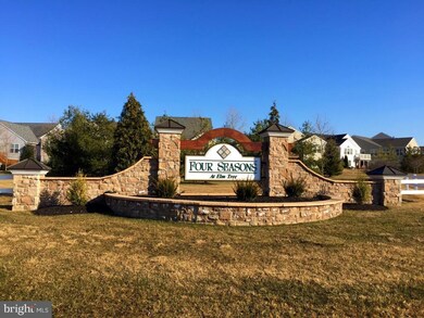 609 Alcott Dr, Mount Joy, PA 17552 - photo 2