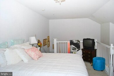 20415 Riverbend Square unit 200, Sterling, VA 20165 - photo 6