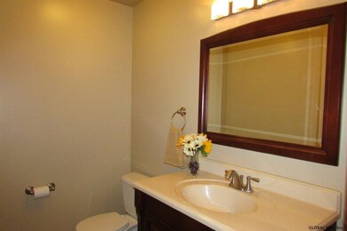 201 N Amherst Ave, Schenectady, NY 12304 - photo 6