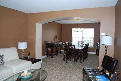 1391 Fox Hill Ct, North Aurora, IL 60542 - photo 6