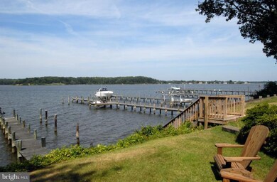 500 Bayview Point Dr, Edgewater, MD 21037 - photo 5