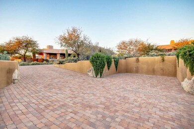 Alcove parking in driveway