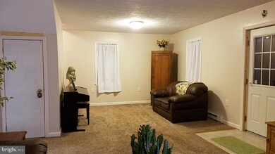 164 S Laurel Ave, Berkeley Springs, WV 25411 - photo 7