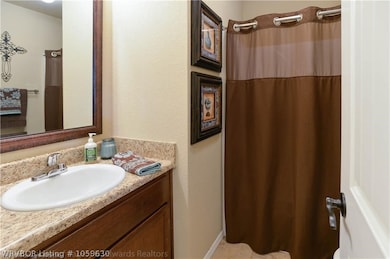 2218 Regency Ln, Barling, AR 72923 - photo 7