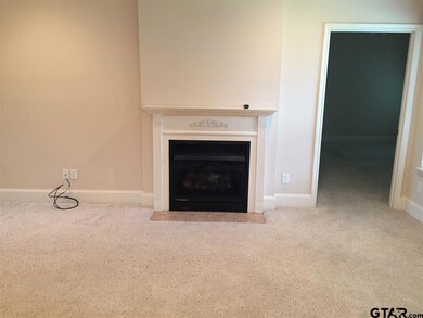 1911 1911 Hollyglen Dr, Tyler, TX 75703 - photo 3