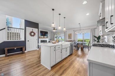 8871 Cottonwood Blvd, Horace, ND 58047 - photo 7