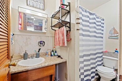 61 65 W Maple St, Wabash, IN 46992 - photo 7