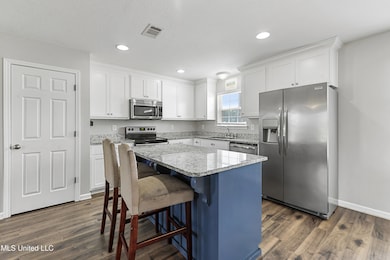 114 Crepemyrtle Ln, Lucedale, MS 39452 - photo 7