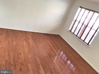 42603 Hollyhock Terrace, Ashburn, VA 20148 - photo 5