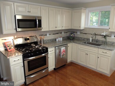 3303 Rosalie Ave, Parkville, MD 21234 - photo 6