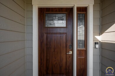 3334 SW 43rd St, Topeka, KS 66610 - photo 3