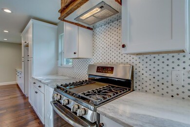 314 W 6th St, Weatherford, TX 76086 - photo 6