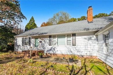 137 Deep Creek Rd, Newport News, VA 23606 - photo 2