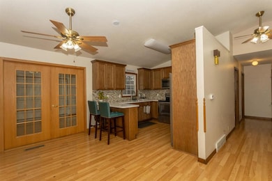 1704 S 3rd Ave, Marshalltown, IA 50158 - photo 5