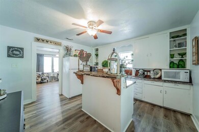 314 W Russell St, Weatherford, TX 76086 - photo 6