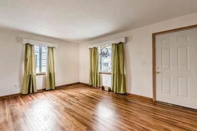 3416 Dresden St 09