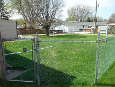 317 15th Ave NE, Jamestown, ND 58401 - photo 6