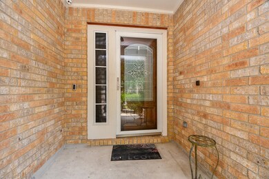 8718 Distant Woods Dr, Houston, TX 77095 - photo 4