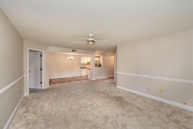 535 Cloverfield Ln #104